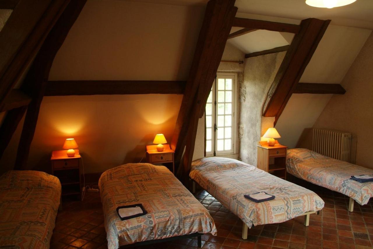 Chateau De Montrame Soisy-Bouy Zimmer foto