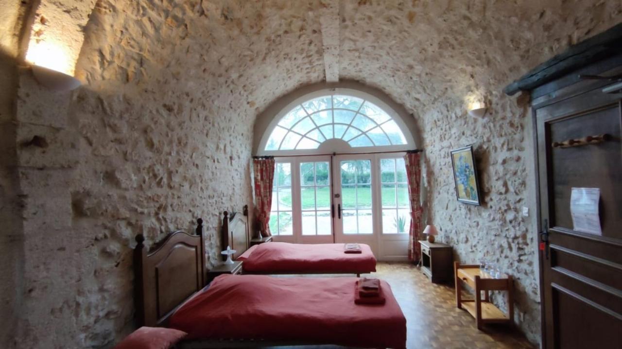 Chateau De Montrame Soisy-Bouy Zimmer foto