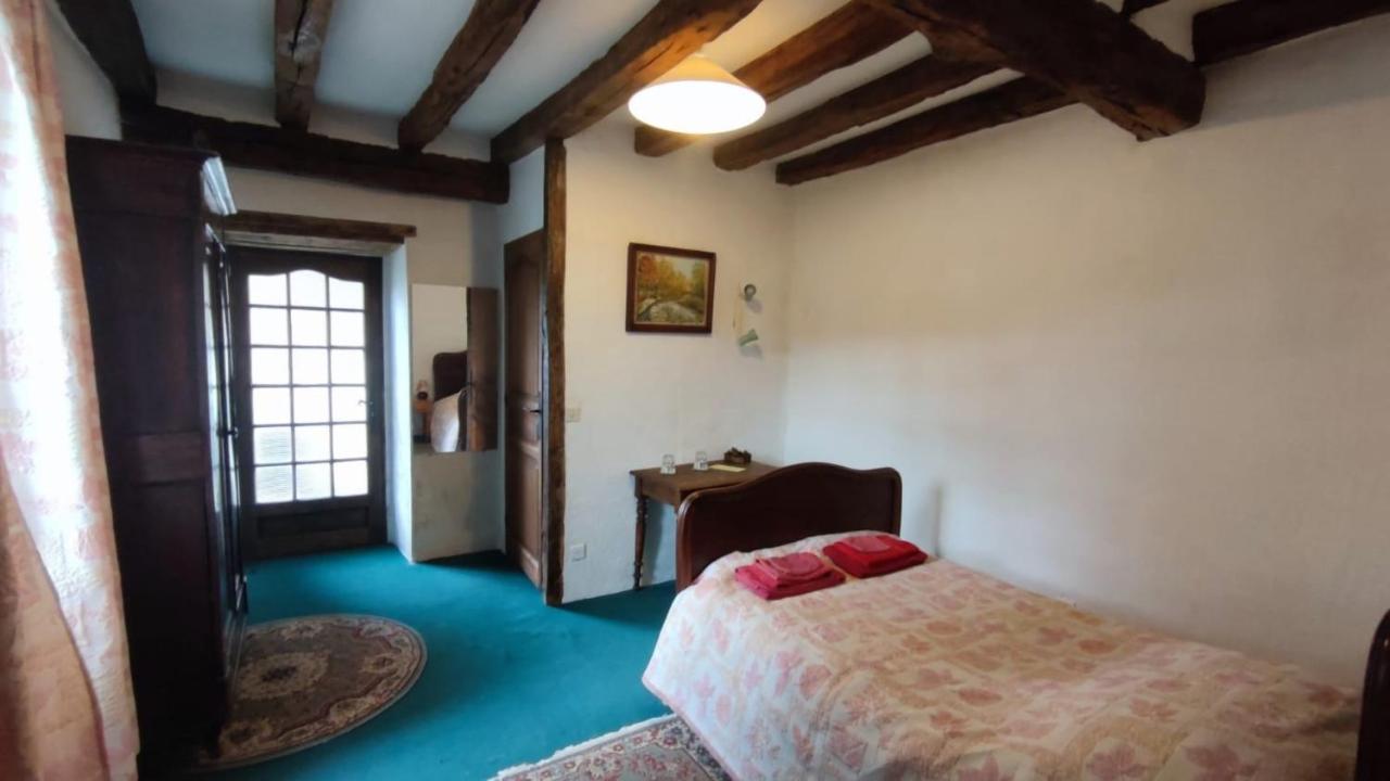 Chateau De Montrame Soisy-Bouy Zimmer foto