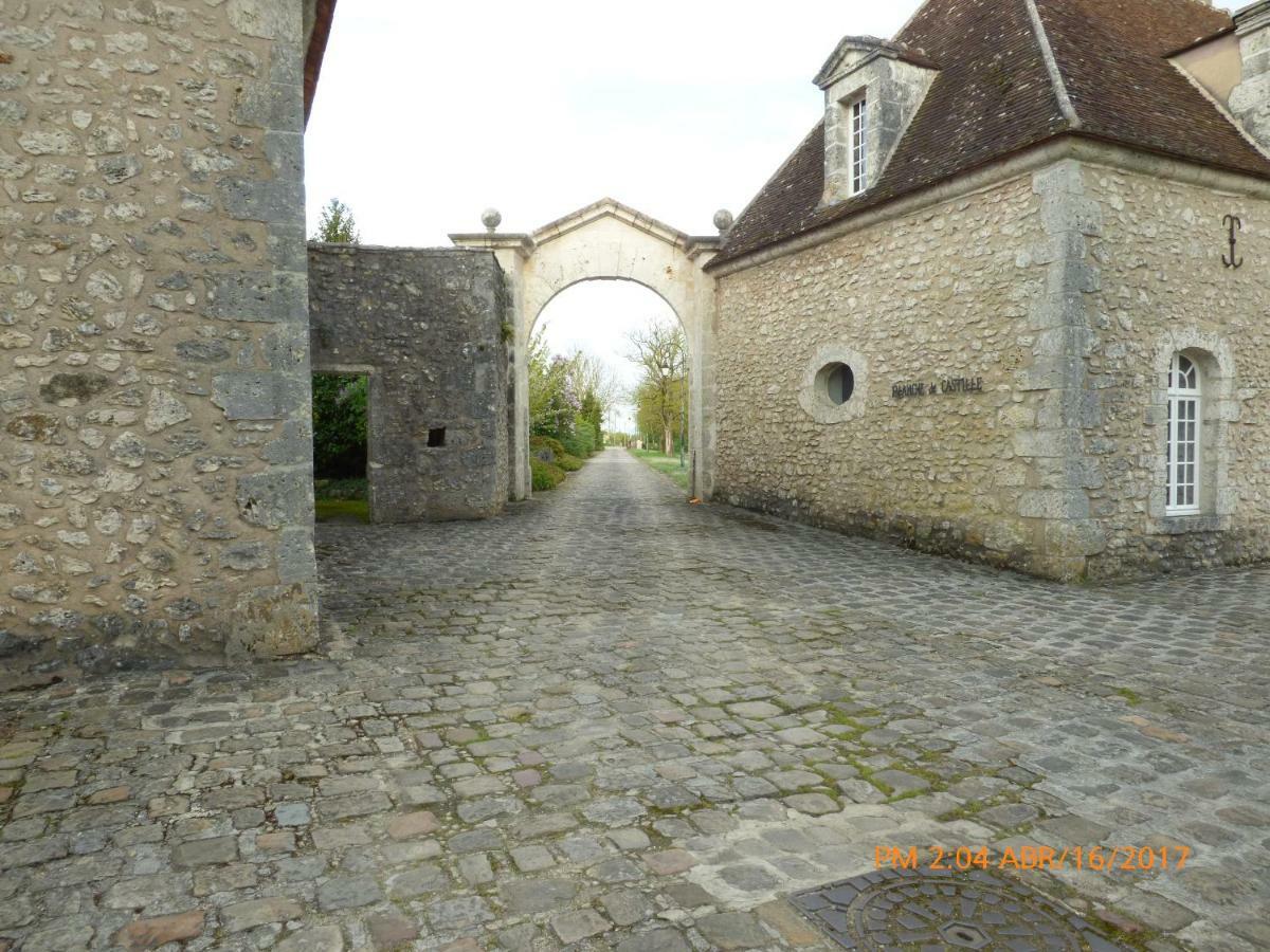 Chateau De Montrame Soisy-Bouy Exterior foto