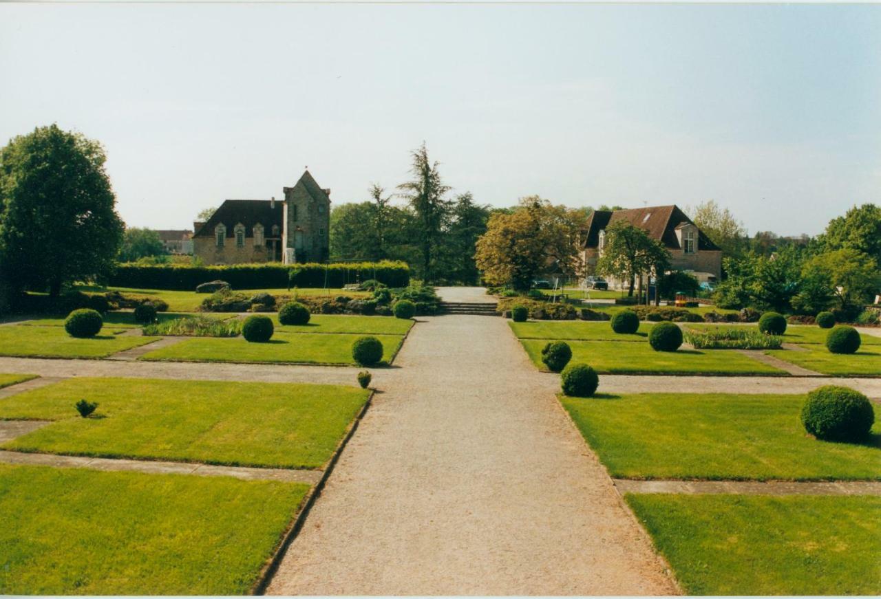 Chateau De Montrame Soisy-Bouy Exterior foto